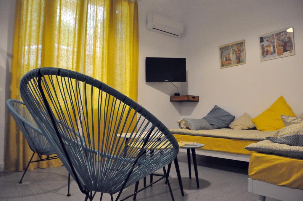 Le 27 Apartamento Perpinhã Exterior foto